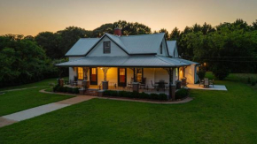The Bulldog Farmhouse 100 year old home